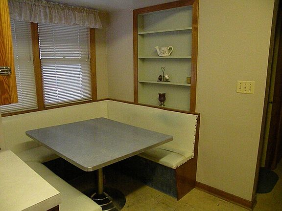 Eatting nook in the kitchen