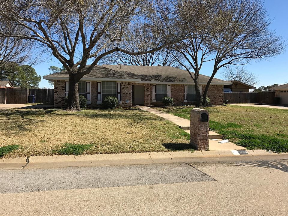 Large Front yard