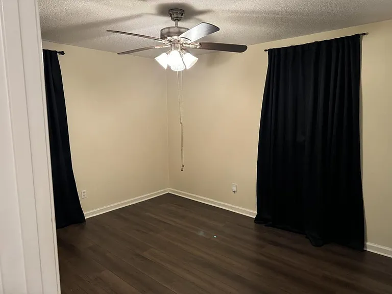 125 Brentwood Blvd — Photo 11