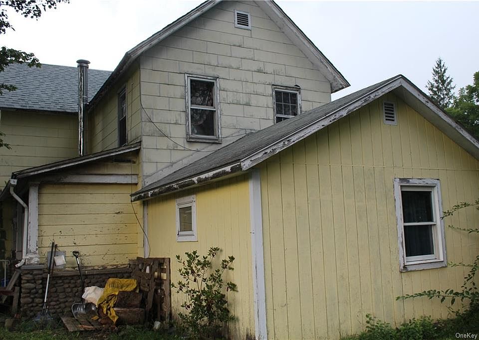 2nd image of 61 Highland Ave
