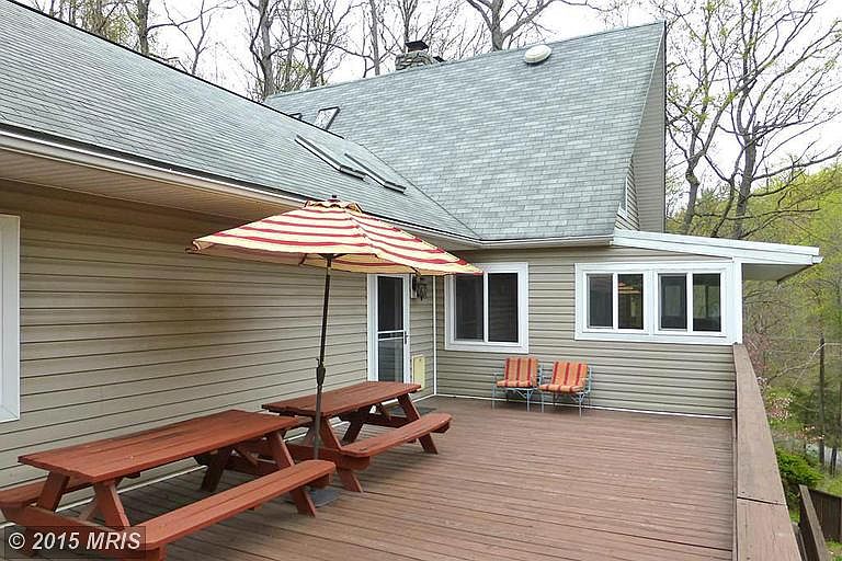 1st image of 517 Old Oak Ln