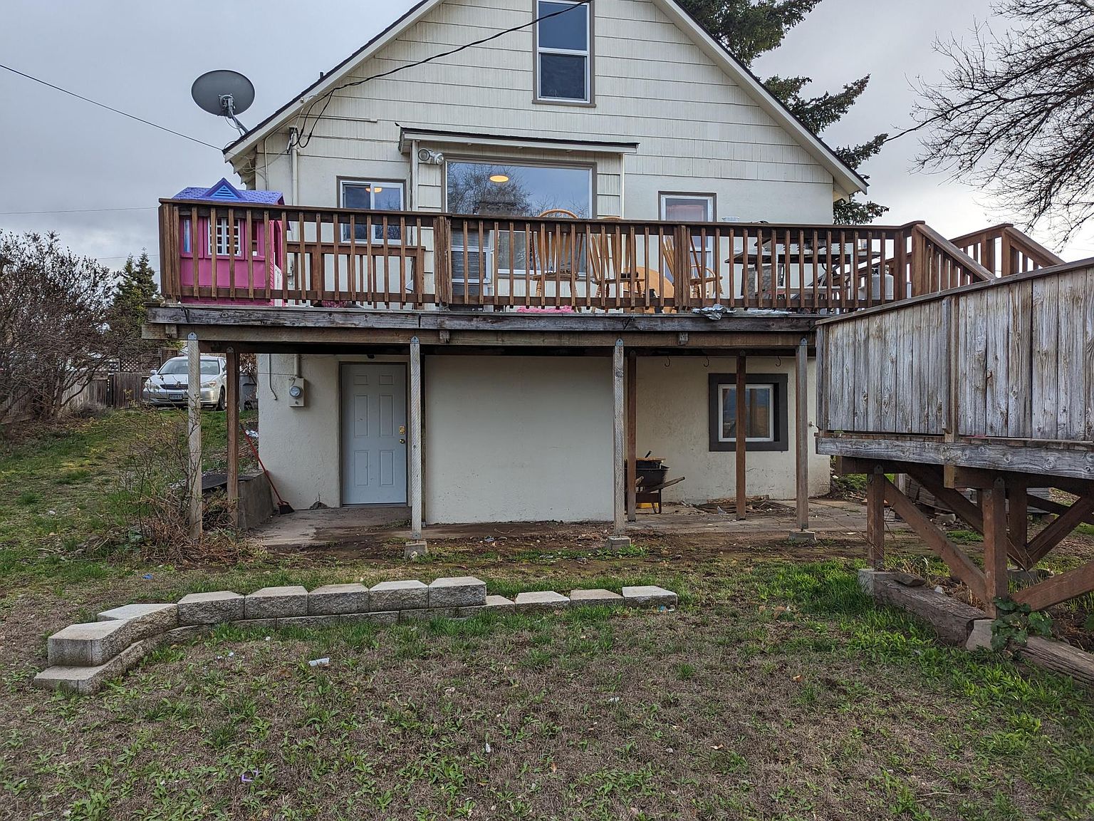 1219 E 11th St SUITE B, The Dalles, OR 97058 Zillow