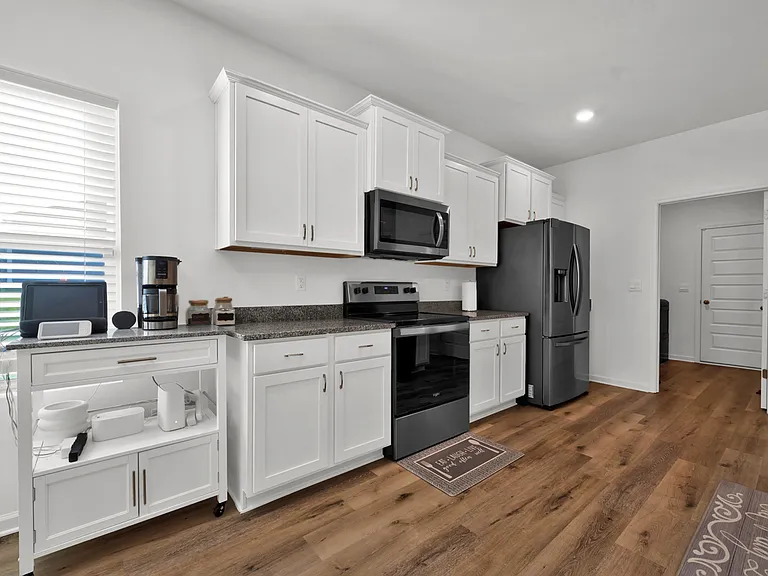9426 Doss Ferry Ln — Photo 8
