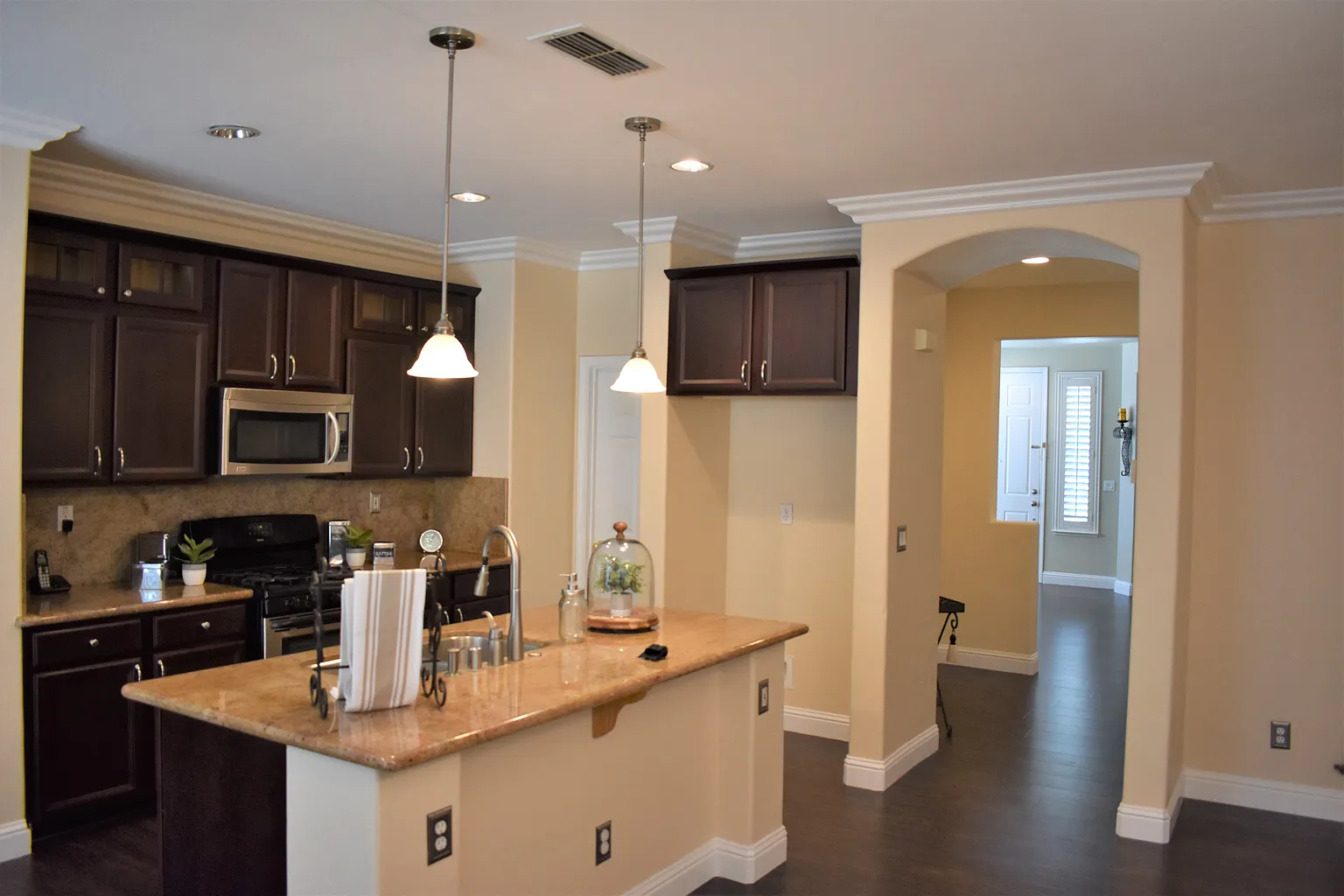 9179 Bearint Way photo 1