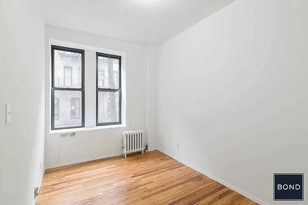 Rented by Bond New York | media 12