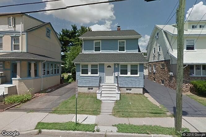 2nd image of 320 2nd St