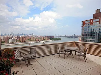 Rented by Sotheby's International Realty