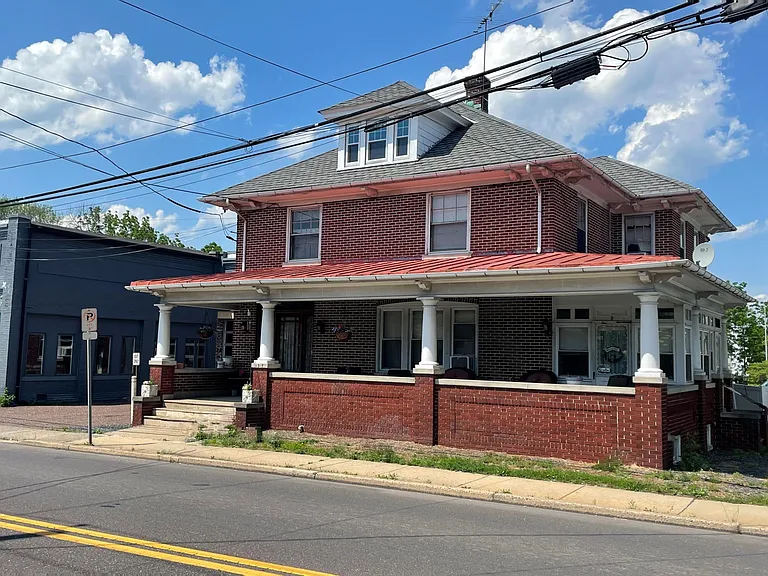 1317 W Broad St #C — Photo 21