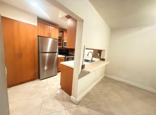 5646 Blueberry Ct #23, Fort Lauderdale, FL 33313