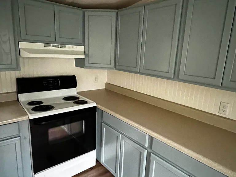180-2 Dixon Rd — Photo 2