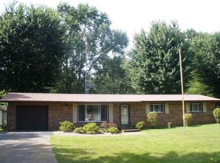 241 E Harvest Ln, Petersburg, IN