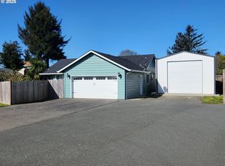 335 Mill Beach Rd, Brookings, OR 97415