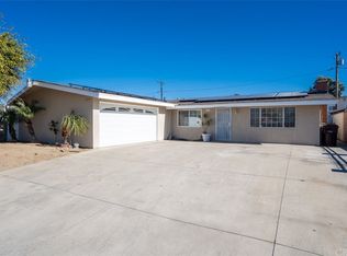 1129 S Corta Dr, Santa Ana, CA 92704