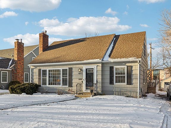 3rd image of 4612 Vallacher Ave