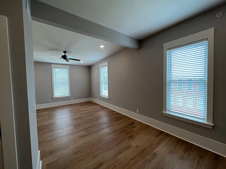4138 N Swann St #4138 — Photo 3