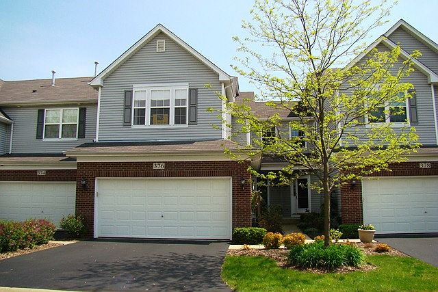 Welcome Home to 376 Ridge