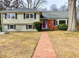 15 Preston Dr, Barrington, RI 02806