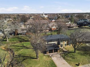 11904 Somerville Dr, Yukon, OK 73099