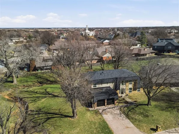 11904 Somerville Dr, Yukon, OK 73099