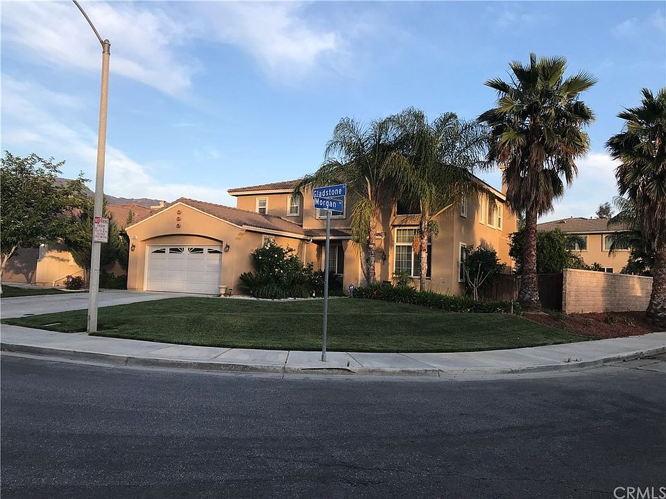 1st image of 27631 Gladstone Dr