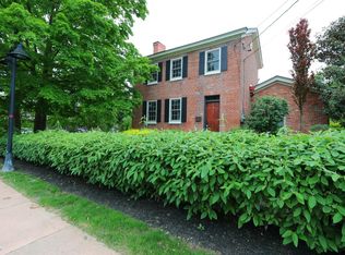 8952 Winton Rd, Cincinnati, OH 45231