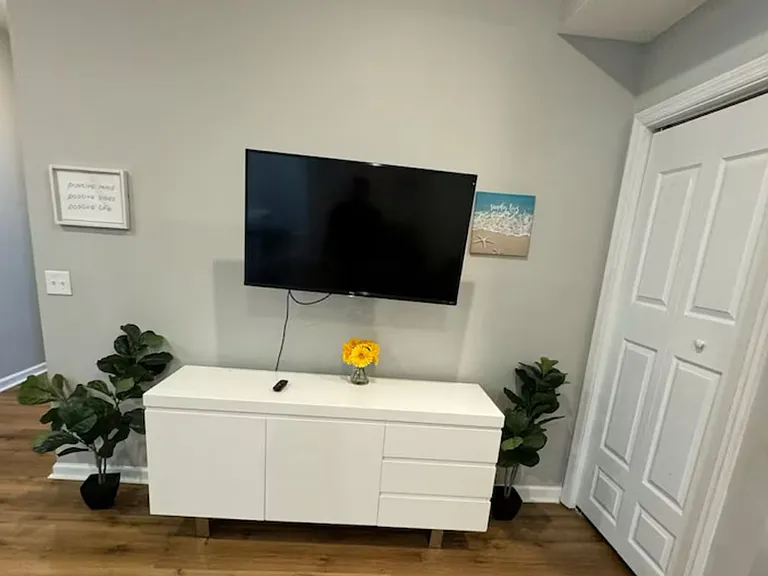 1710 Atlantic Ave — Photo 3