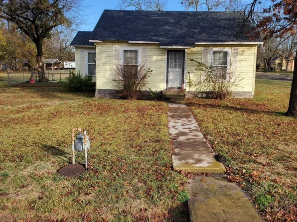 602 Sunset St, Roxton, TX 75477