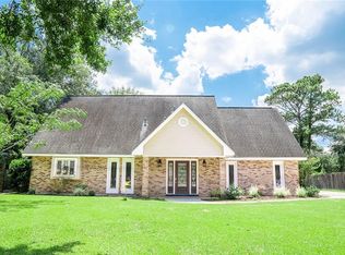 131 Oak Leaf Dr, Slidell, LA 70461