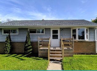 4937 W Howard Ave, Milwaukee, WI 53220