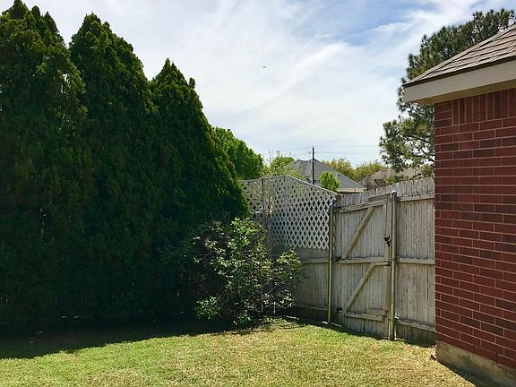 2nd image of 4428 Jenkins Dr