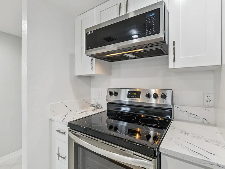 1801 N Flagler Dr #238 — Photo 11