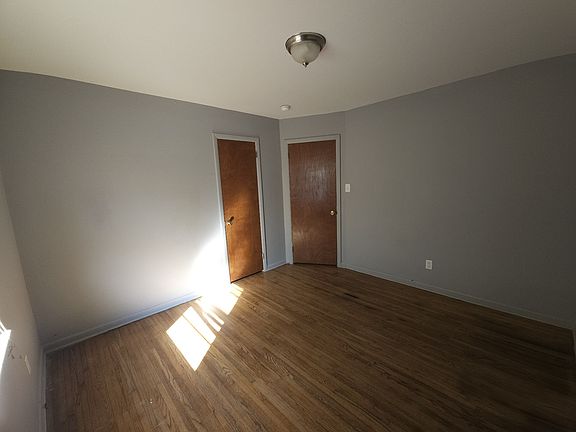 2nd image of 3506 W Capitol Ave