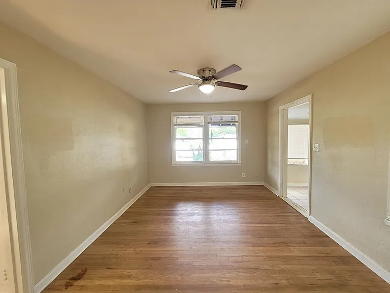 5 Elegans Ave — Photo 8