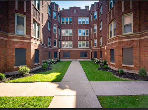 7635 S East End Ave #7635