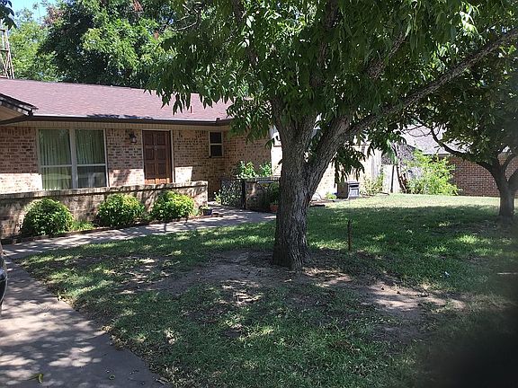 4th image of 1401 Elaine St