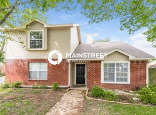 801 Park Place Blvd, Midlothian, TX 76065