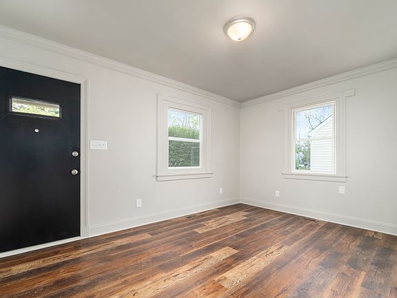 5th image of 2817 Parkside Ave
