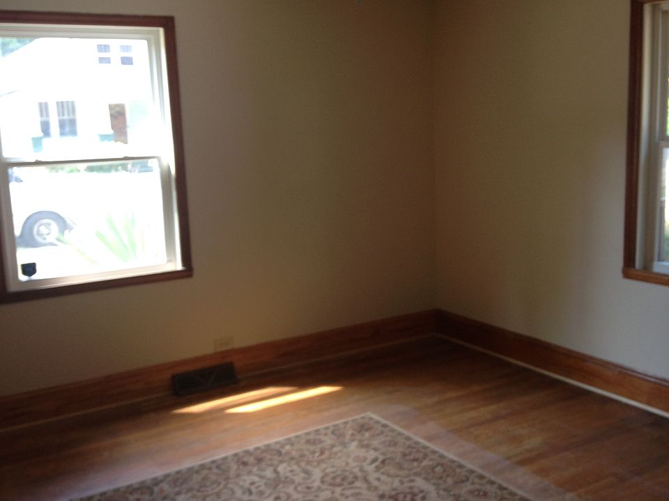 1st image of 230 N Patterson St