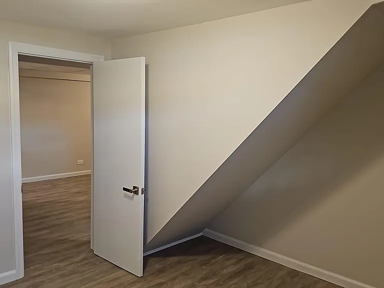 1437 Blackburn Ct — Photo 17