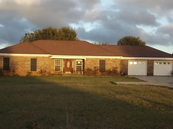 9757 Deerfield Dr, Irvington, AL 36544