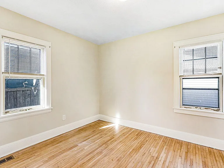 1267 Saint Clair Ave #WEST — Photo 12