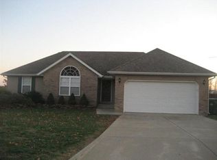 1123 Woodland Rdg, Monett, MO 65708