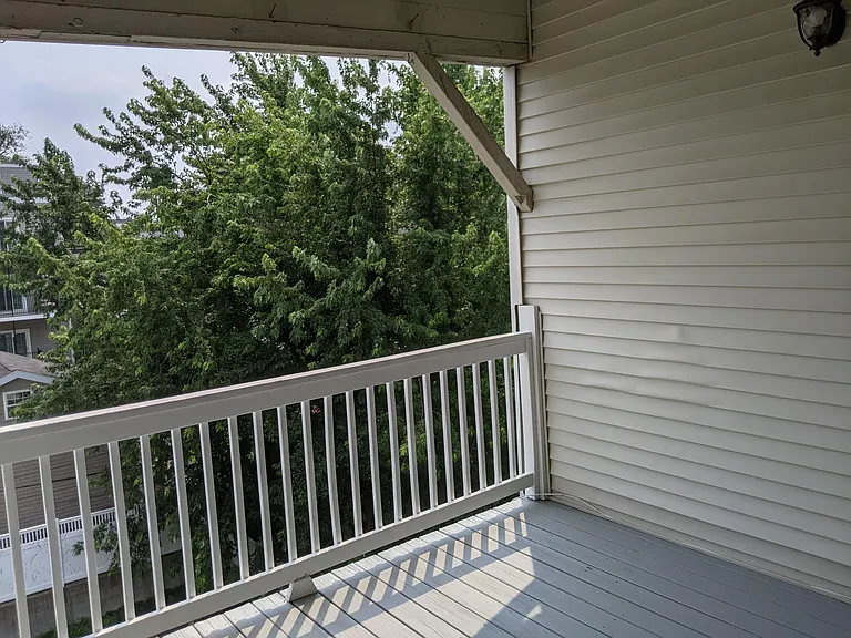 787 E 3rd St #3 — Photo 15