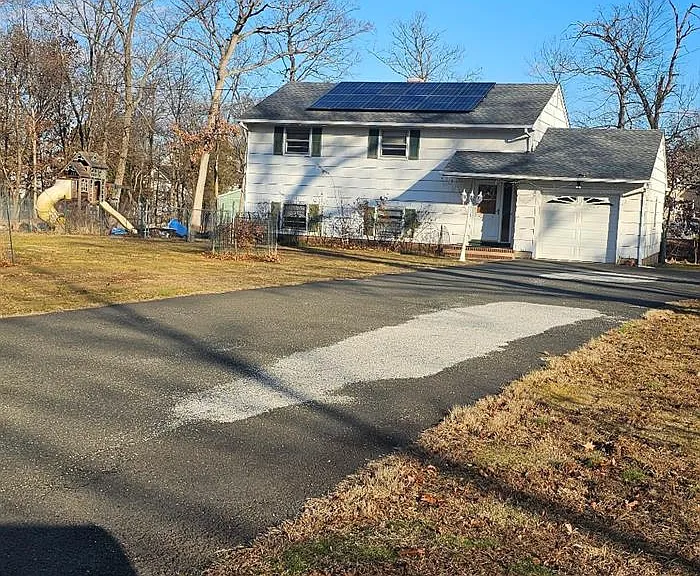 42 Edgewood Ter — Photo 1