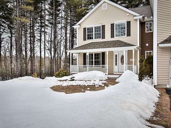 3rd image of 159 Essex St #B