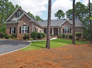 289 Longleaf Dr, West End, NC 27376