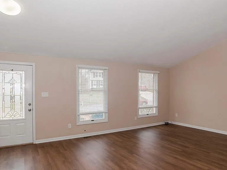 507 Trappers Run Dr — Photo 5