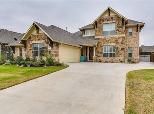 904 Sandy Hill Rd, Burleson, TX 76028