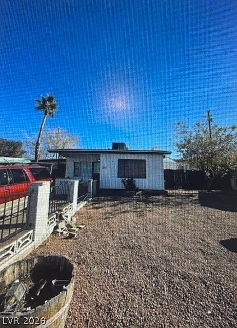 1st image of 39 E Pacific Ave