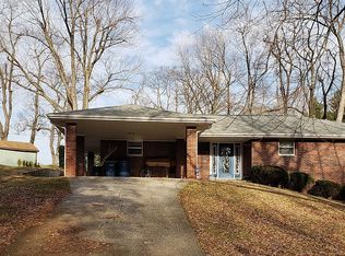 4 Par Dr, Collinsville, IL 62234